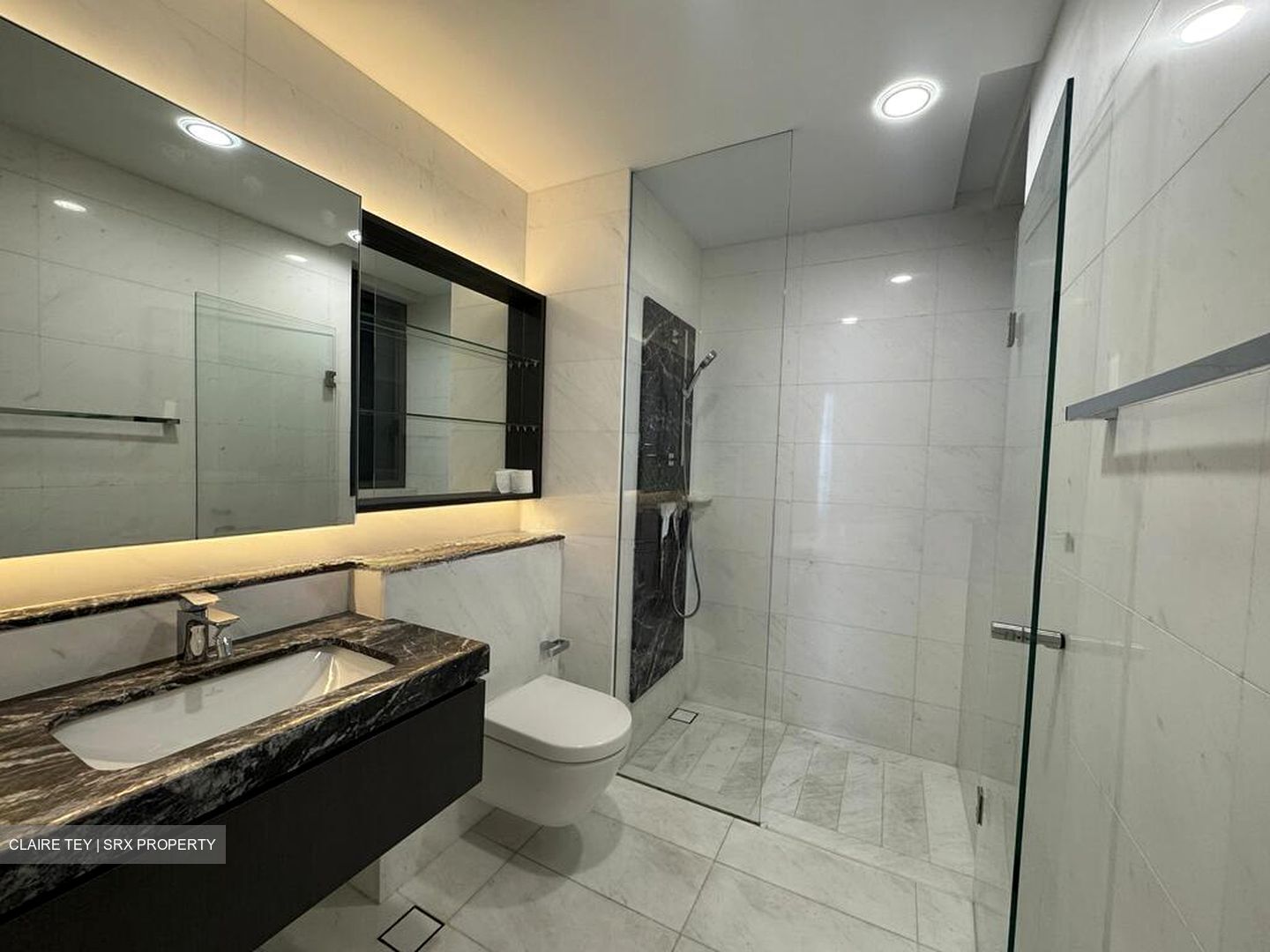 Marina One Residences (D1), Apartment #512811801